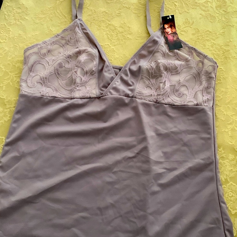 Sofia Vergara nylon and spandex camisole- size 2X